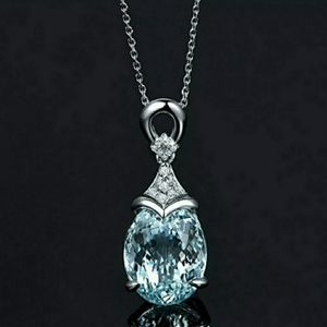 Gorgeous Natural Aquamarine Gemstone Necklace